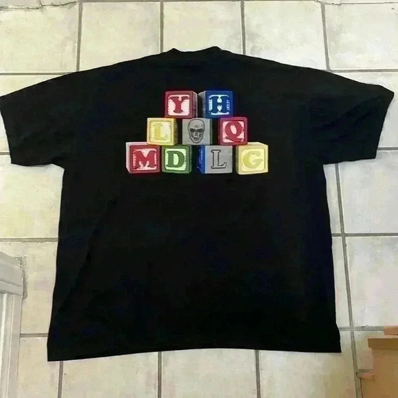 Bad Bunny official licensed made in USA 🇺🇸 YHLQMDLG Blocks Shirt sz XXL - Picture 2 of 6